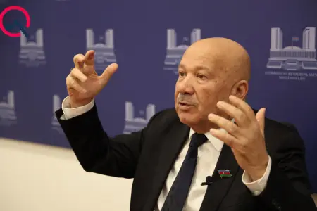 Deputat Səyyad Aran: Nazirlər özləri xalqın qarşısına çıxsın