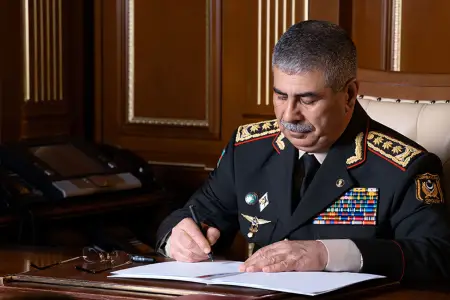Zakir Həsənov Pakistan tərəfinə başsağlığı mesajı göndərdi