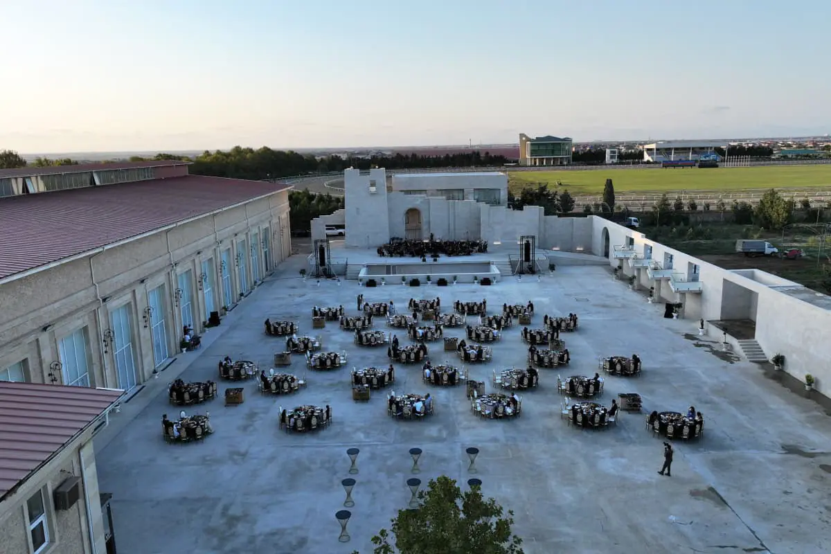 Binədə "Yeni qala" konsert kompleksi açılıb