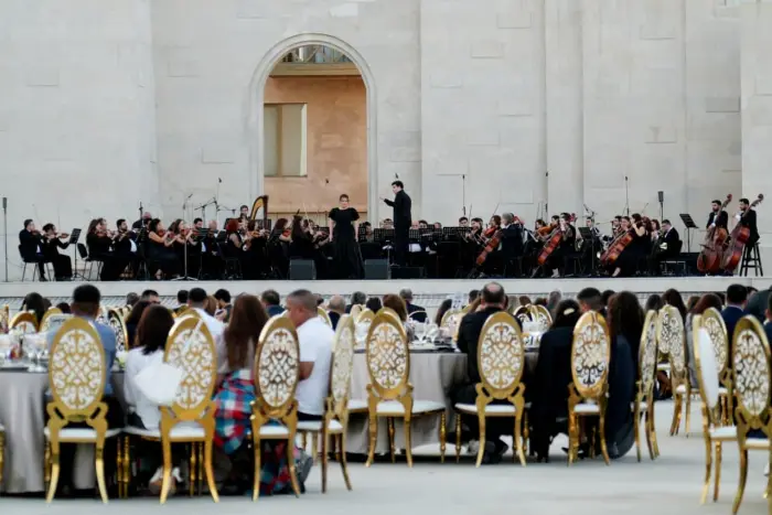 Binədə "Yeni qala" konsert kompleksi açılıb