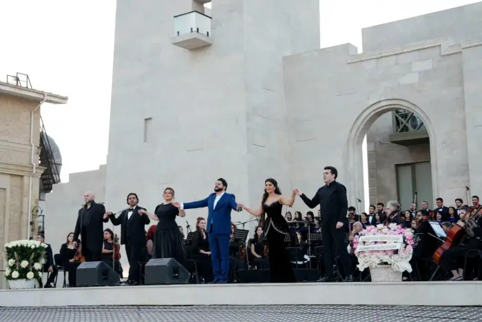 Binədə "Yeni qala" konsert kompleksi açılıb