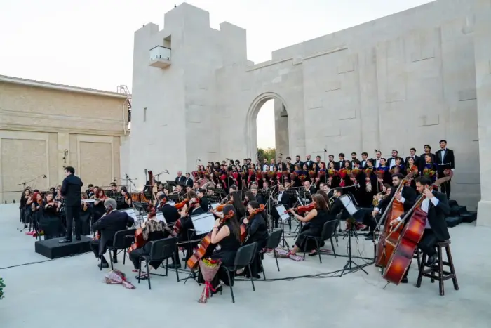 Binədə "Yeni qala" konsert kompleksi açılıb