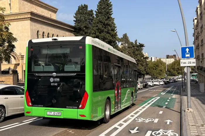 Bakıda daha iki küçədə avtobus zolağı yaradıldı