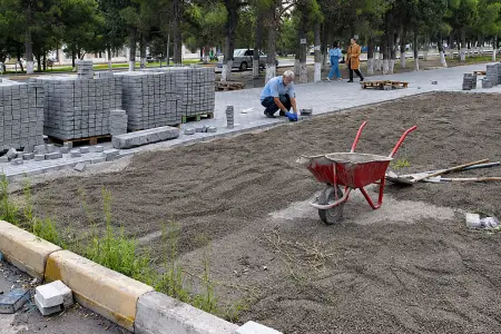 Naqif Həmzəyev: Tikinti səs-küyü vətəndaşların hüququnu pozur