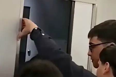 Sumqayıt-Bakı qatarında sərnişinlər ayaqyoluna sıxışdı