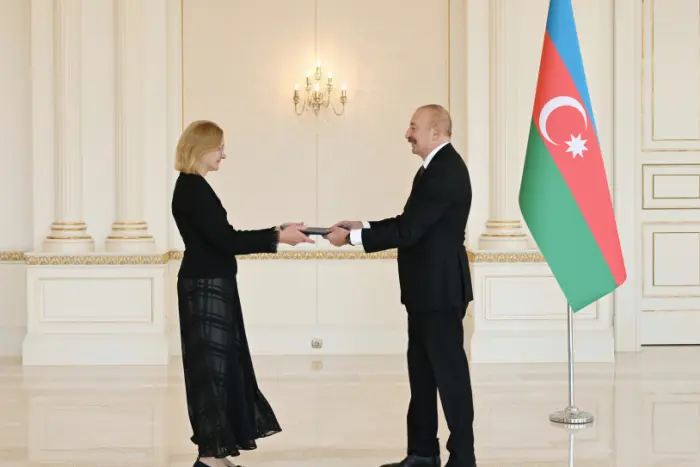 Prezident İlham Əliyev Estoniyanın ilk səfirini qəbul etdi