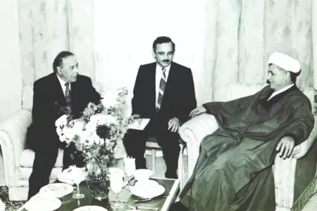 Cavanşir Vəkilov: Səməd Vurğunun qardaşoğlu diplomat