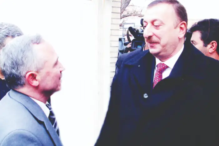 Cavanşir Vəkilov: Səməd Vurğunun qardaşoğlu diplomat