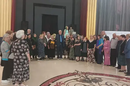 Binəqədidə Ahıllar Günü münasibətilə tədbir keçirilib