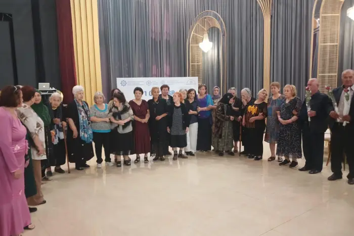 Binəqədidə Ahıllar Günü münasibətilə tədbir keçirilib