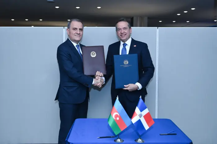 Azərbaycan-Dominikan arasında viza rejimi ləğv olundu