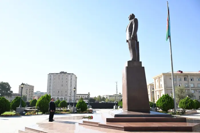 Mədəniyyət naziri Adil Kərimli Naxçıvanda vətəndaşları qəbul etdi