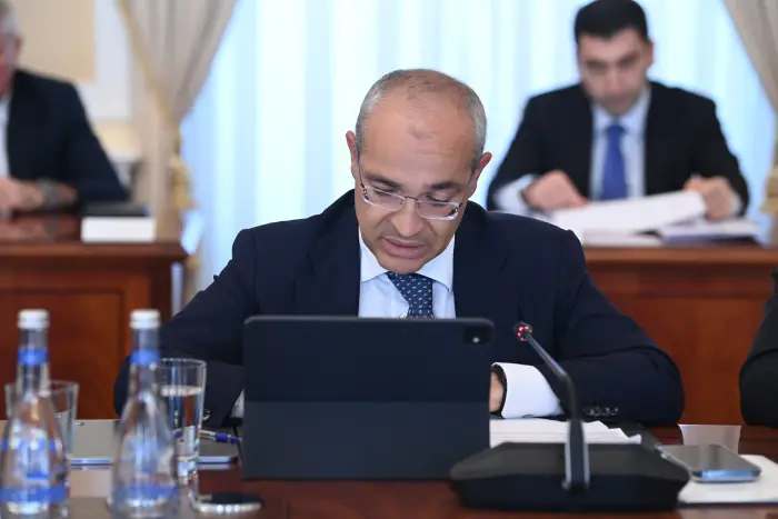 Nazirlər Kabinetində 2027-ci il büdcə layihəsi müzakirə olundu