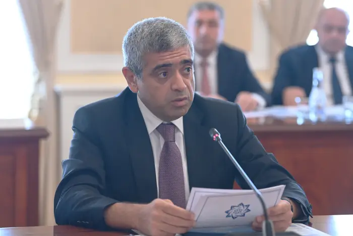 Nazirlər Kabinetində 2027-ci il büdcə layihəsi müzakirə olundu