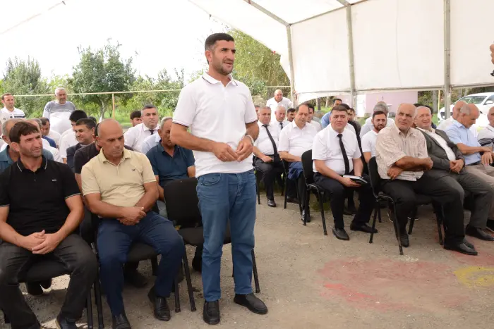 Kürdəmirdə icra başçısı Beyi kənd sakinləri ilə görüşdü