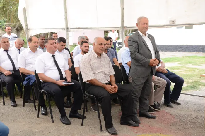 Kürdəmirdə icra başçısı Beyi kənd sakinləri ilə görüşdü