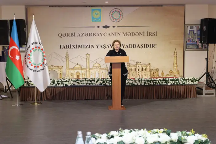 Yevlaxda Qərbi Azərbaycan irsi mövzusunda tədbir olub