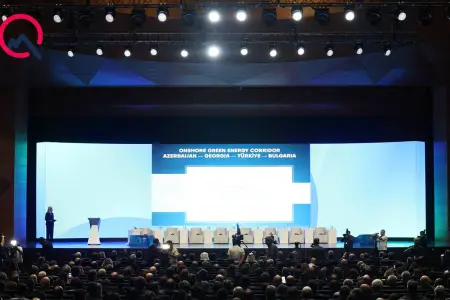 Bakıda investisiya forumunda 12 sənəd imzalandı
