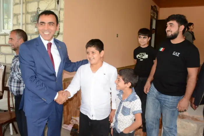 Millət vəkili Anar Məmmədov Tərtərdə qazini ziyarət etdi