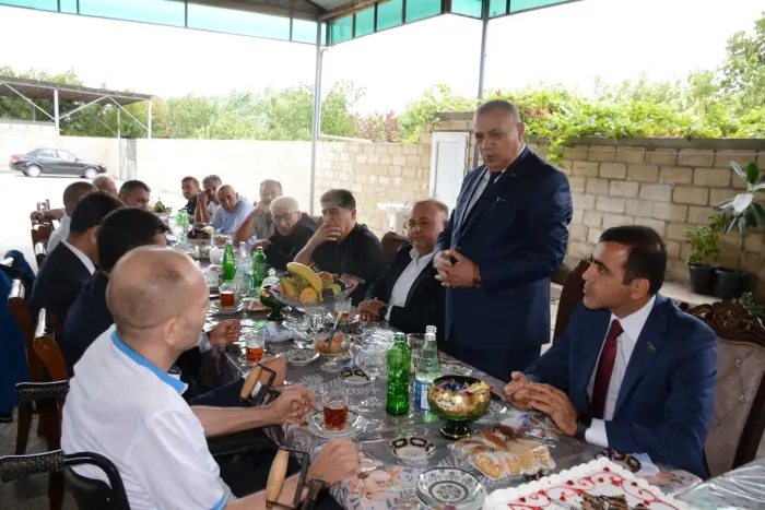 Millət vəkili Anar Məmmədov Tərtərdə qazini ziyarət etdi