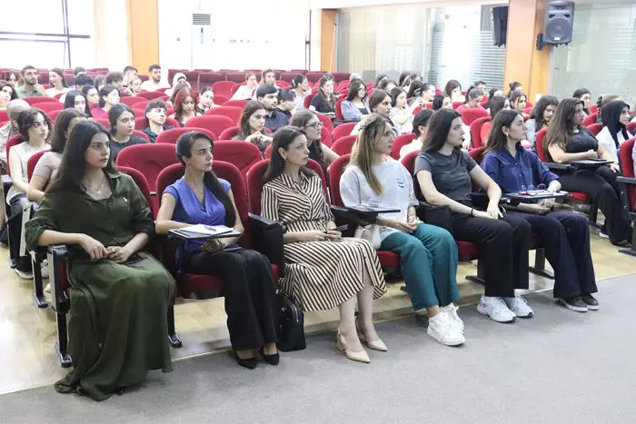 Azərbaycan Universitetində Dövlət Suverenliyi Günü qeyd edildi