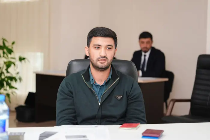 Anar Əliyev Qusarda vətəndaşların müraciətlərinə baxıb