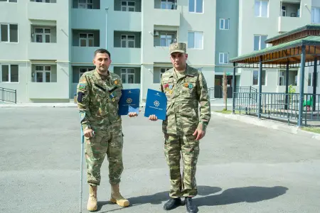 Yevlaxda şəhid ailələrinə 50 mənzil, 19 avtomobil verildi