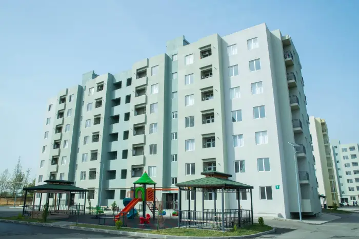 Yevlaxda şəhid ailələrinə 50 mənzil, 19 avtomobil verildi