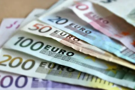 İtaliyada “Fideuram” bankından 95 milyon avro oğurlandı