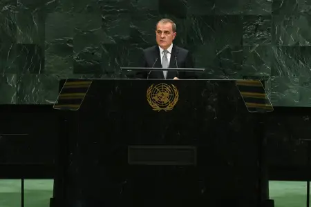 Bayramov: Azərbaycan Ermənistanı neft məhsulları ilə təmin edir