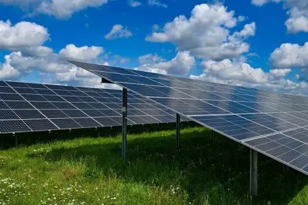 Bayramov: 2030-a qədər elektrikin 40%-i yaşıl olacaq