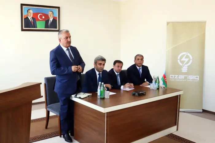 "Azərişıq" Culfada fermer və sahibkarlarla görüşüb