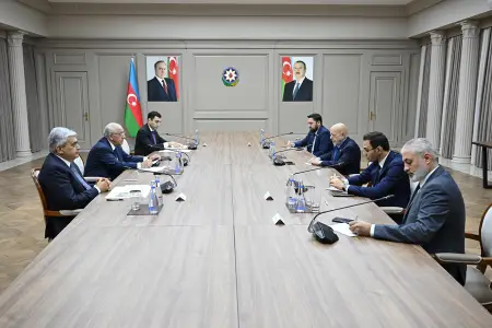 Əli Əsədov Suriya nazirini qəbul edib: qaz və təhsil layihələri