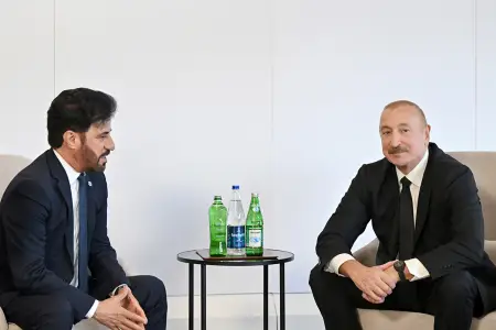 İlham Əliyev Ben Sulayemlə Formula 1-i müzakirə etdi