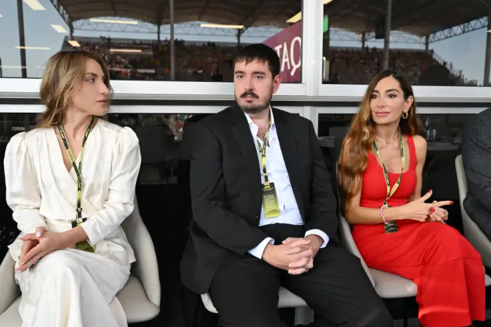 Heydər Əliyev Formula 1 yarışını xanımı ilə izlədi