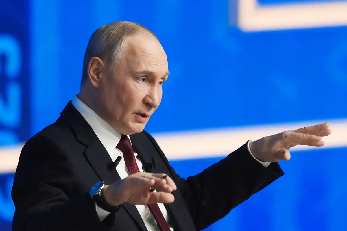 Putin Qərbə xəbərdarlıq etdi: sülh və dostluq içində yaşayaq