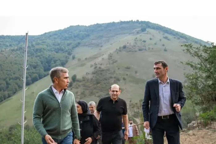 Anar Ələkbərov Astarada Pəncəli Teymurovun ailəsinə qonaq getdi