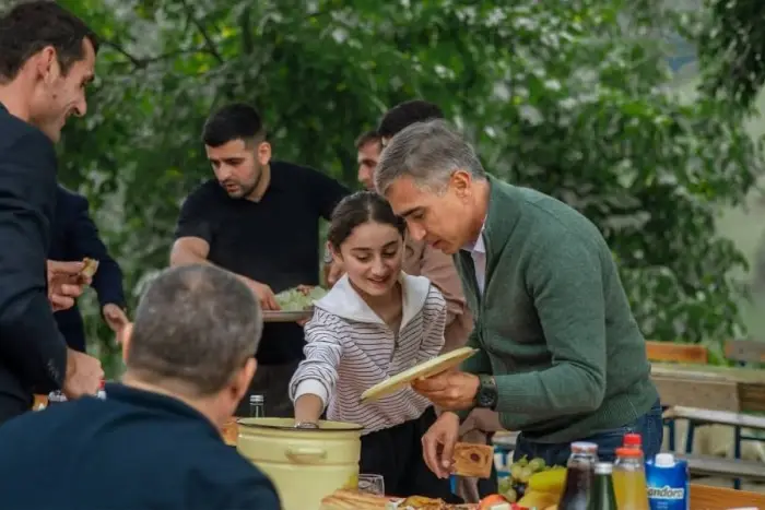 Anar Ələkbərov Astarada Pəncəli Teymurovun ailəsinə qonaq getdi