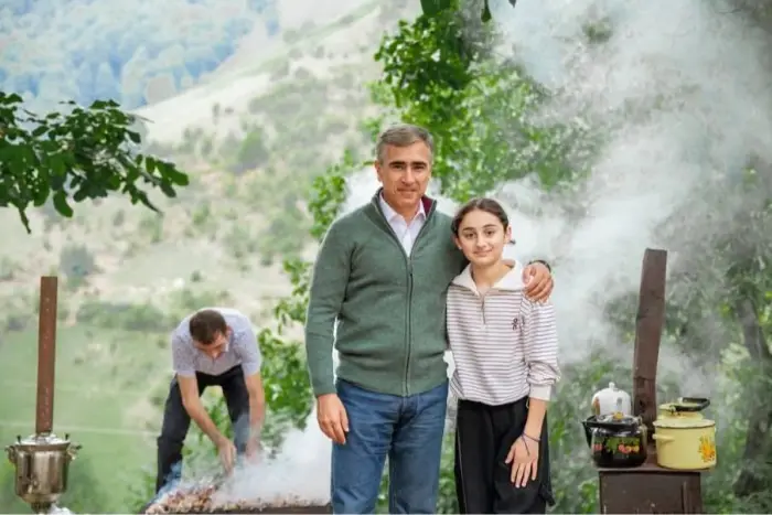 Anar Ələkbərov Astarada Pəncəli Teymurovun ailəsinə qonaq getdi