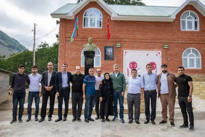 Anar Ələkbərov Astarada Pəncəli Teymurovun ailəsinə qonaq getdi