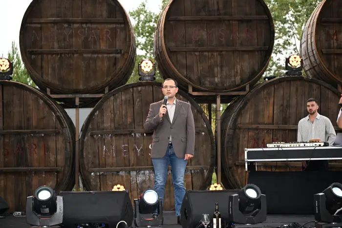 Şamaxının Meysəri kəndində Üzüm və Şərab Festivalı başladı