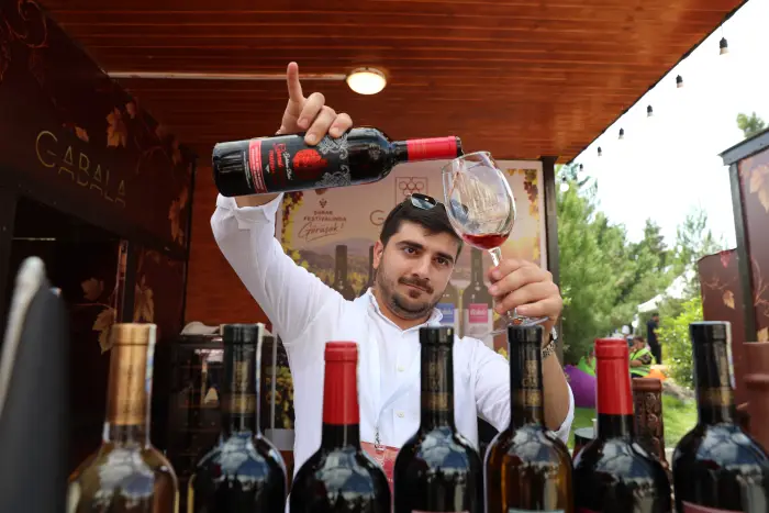 Şamaxıda Üzüm və Şərab Festivalı ikinci günündə davam edib