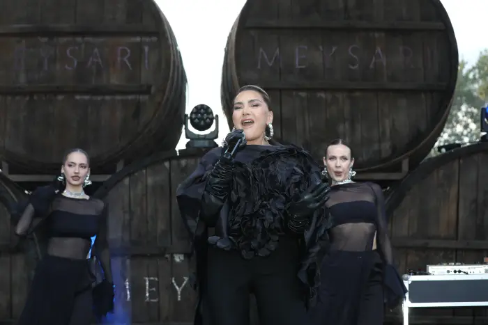 Şamaxıda Üzüm və Şərab Festivalı ikinci günündə davam edib