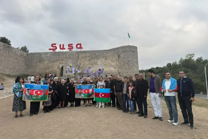 Yevlaxlı şəhid ailələri Qarabağ səfərində olub