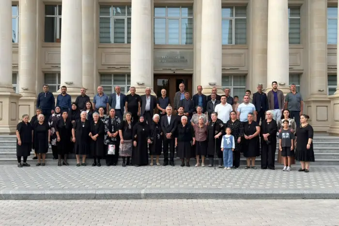 Yevlaxlı şəhid ailələri Qarabağ səfərində olub